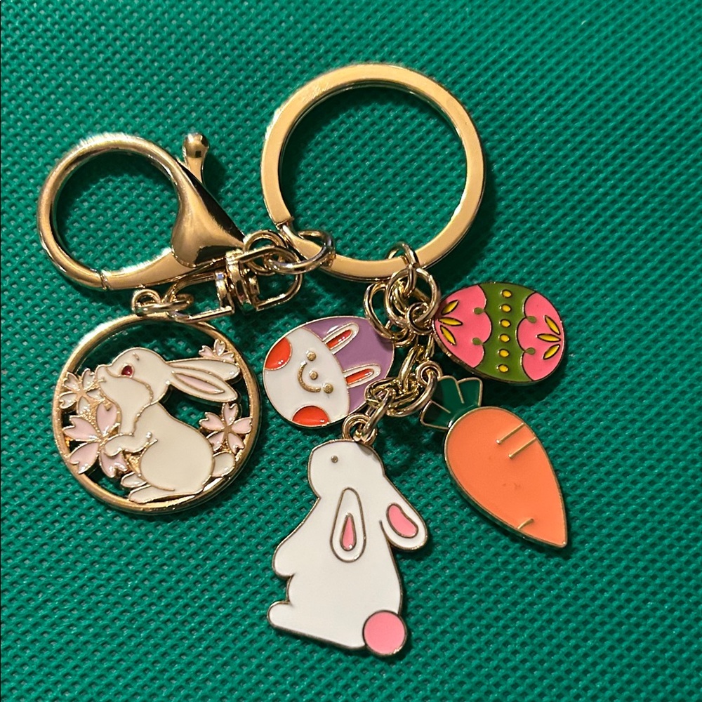 Cute Bunny and Carrot Keychain Set